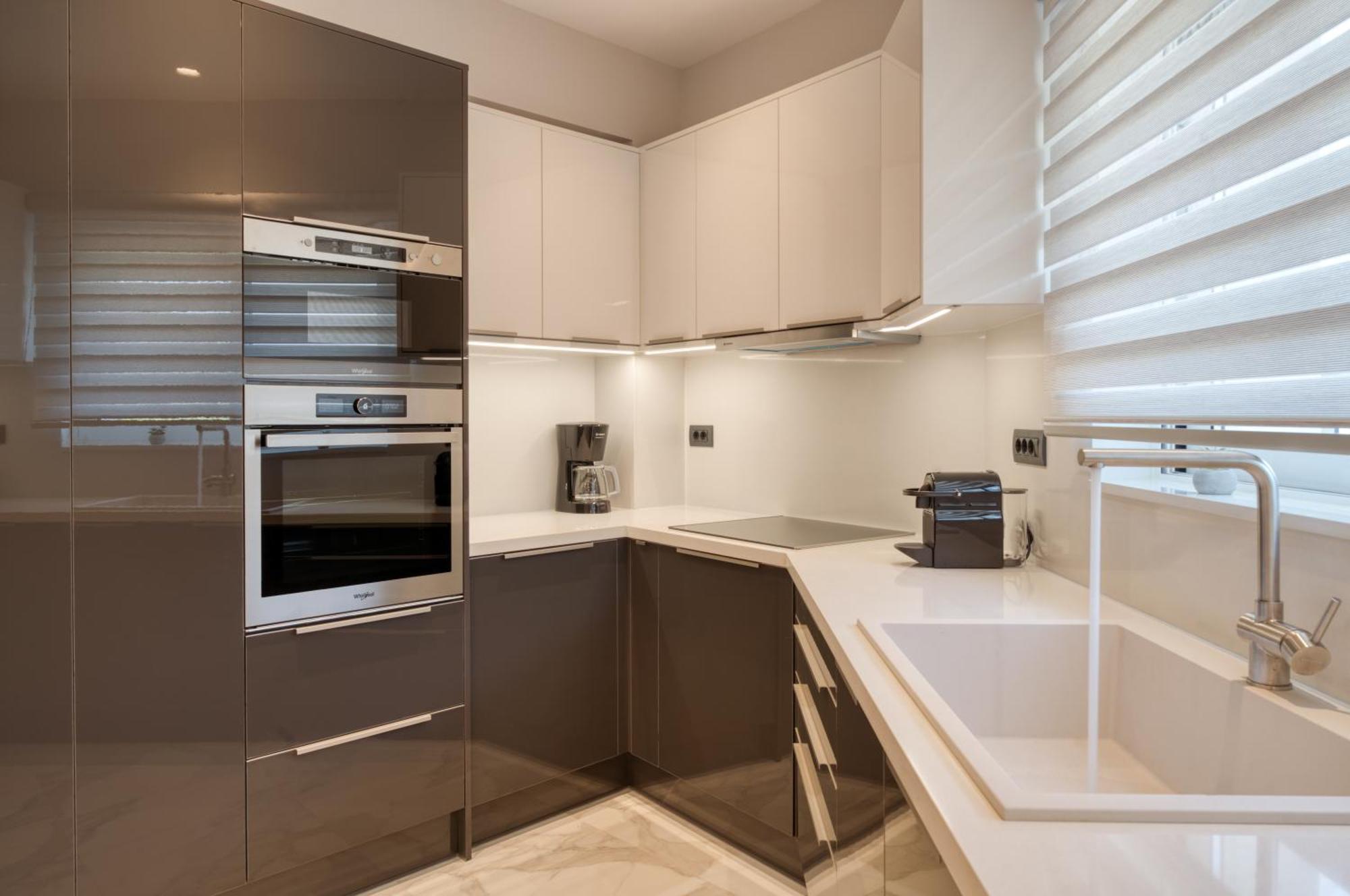 Anesis Deluxe 1 * Gaitani